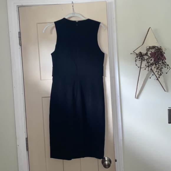 Black dress Cache size 4 - Picture 3 of 3